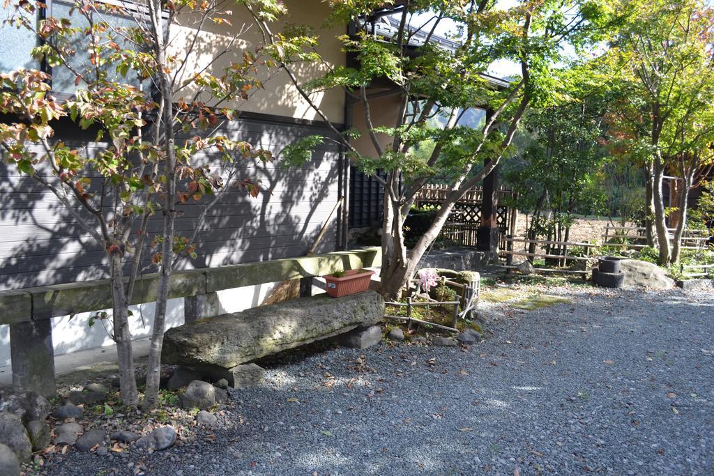 Guest House Makotoge Асо Экстерьер фото